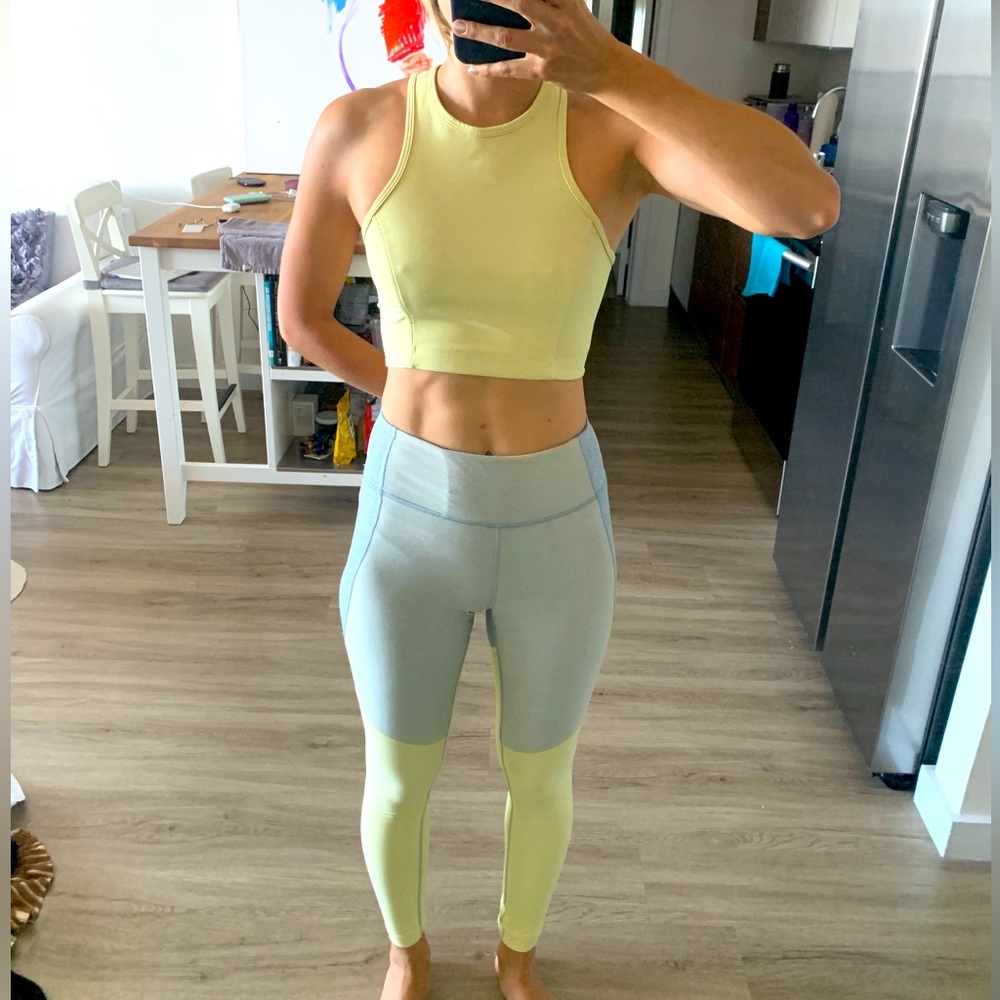 Outdoor voices sport set , used once